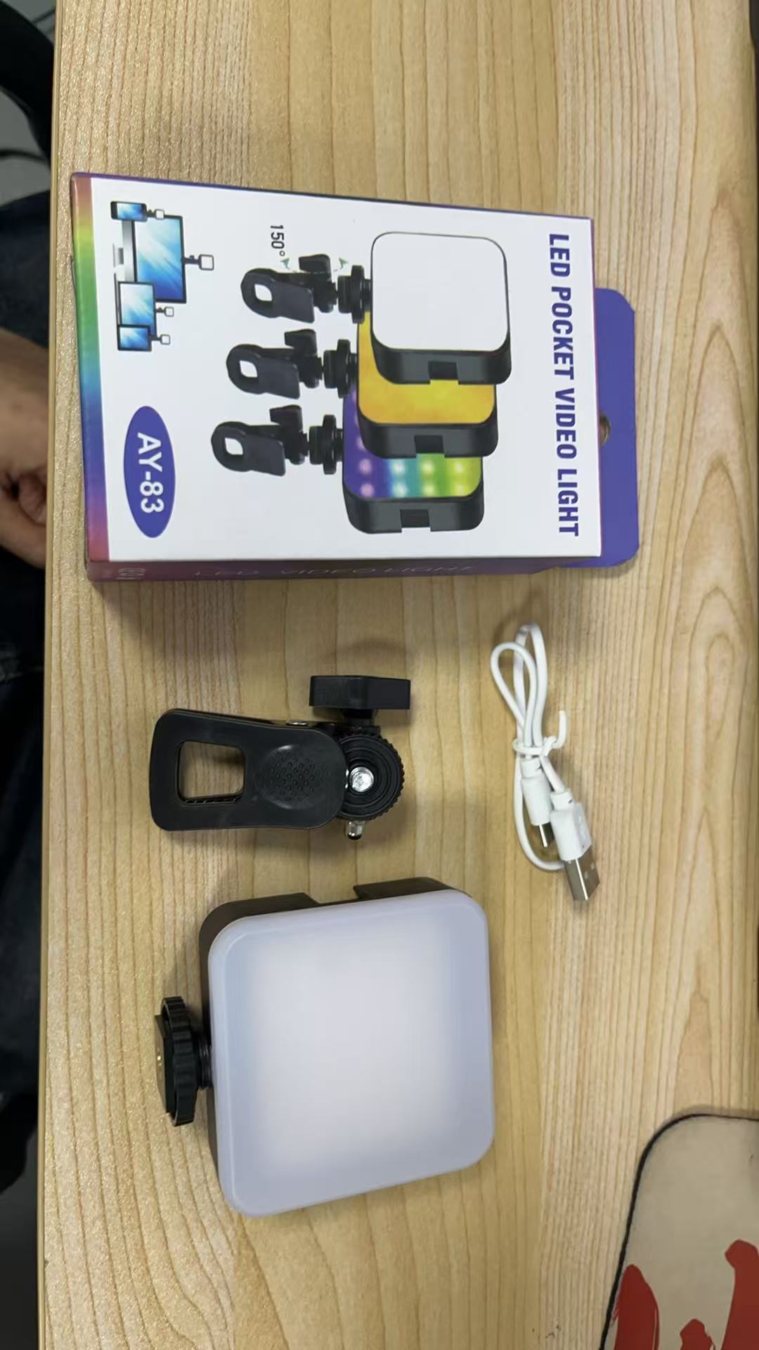 ไฟพกพา RGB สำหรับถ่ายภาพกลางแจ - Outdoor Lighting Video บทวิจารณ์และราคา